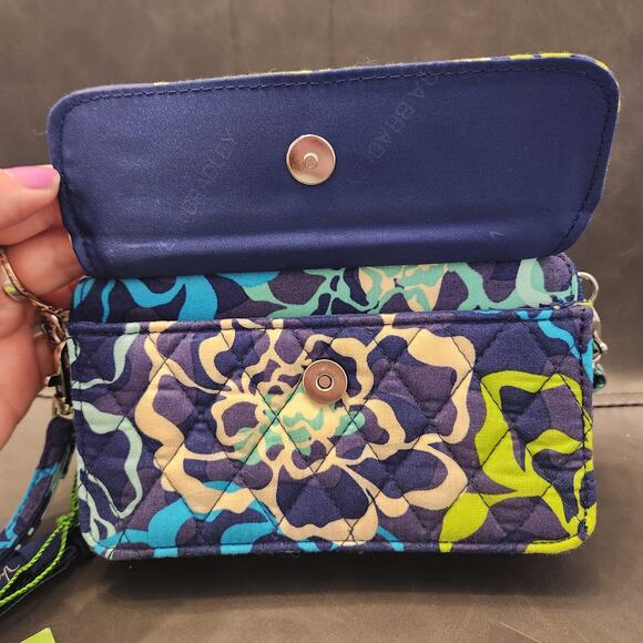 Vera Bradley Blue Quilted Wallet Purse Crossbody - Picture 3 of 7